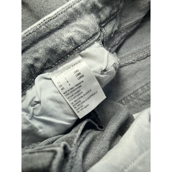 American Eagle Comfort Stretch Waistband Distressed Gray Mom Jean Sz 6Long - Picture 4 of 7